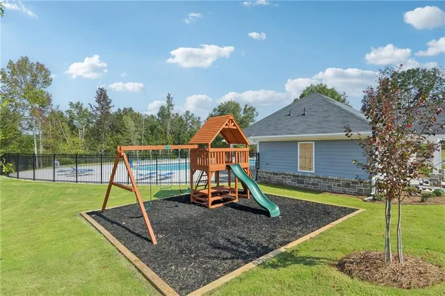 $377,900 | 319 Cedar Wood Trace, Winder, GA 30680