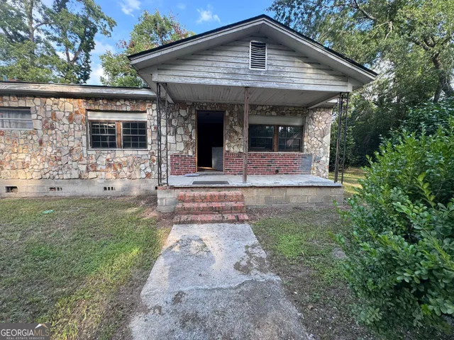 $27,000 | 800 South Warren Street, Quitman, GA 31643