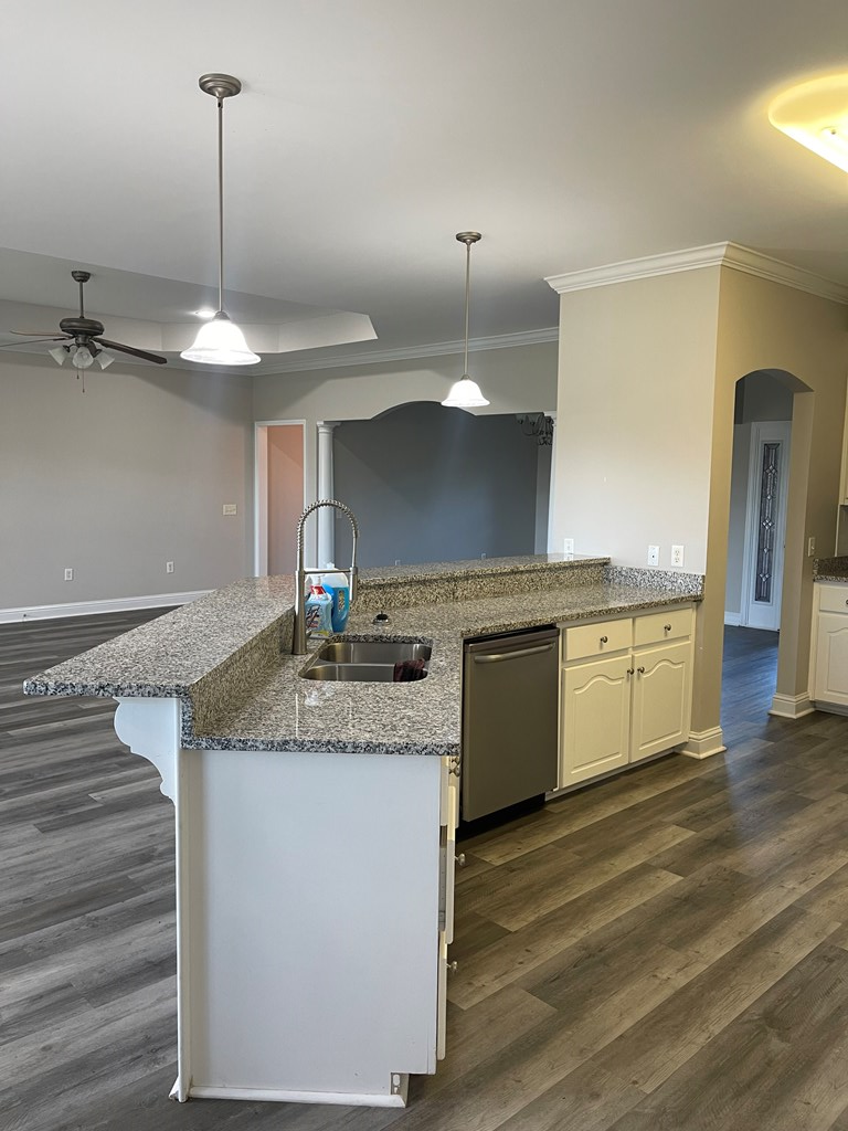 2441 Glen Lawrence Road Cowarts, AL 36321 - Photo 14 of 48