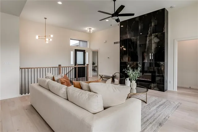 $600,000 | 2601 Northeast Wheatley Drive, Blue Springs, MO 64029