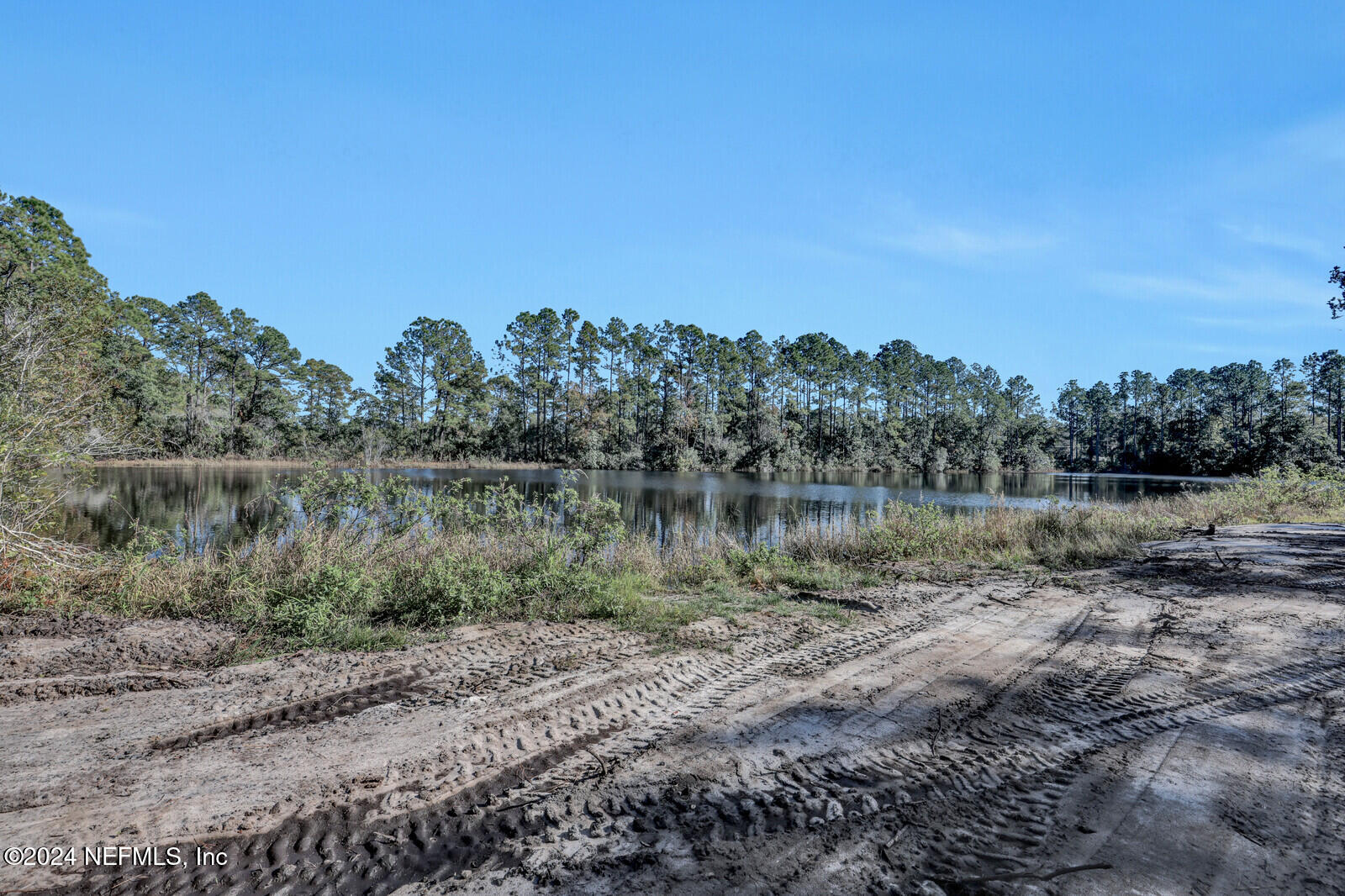 141 Woods Road San Mateo, FL 32187 - Photo 57 of 64 68_0H3A6620 (1)_mls