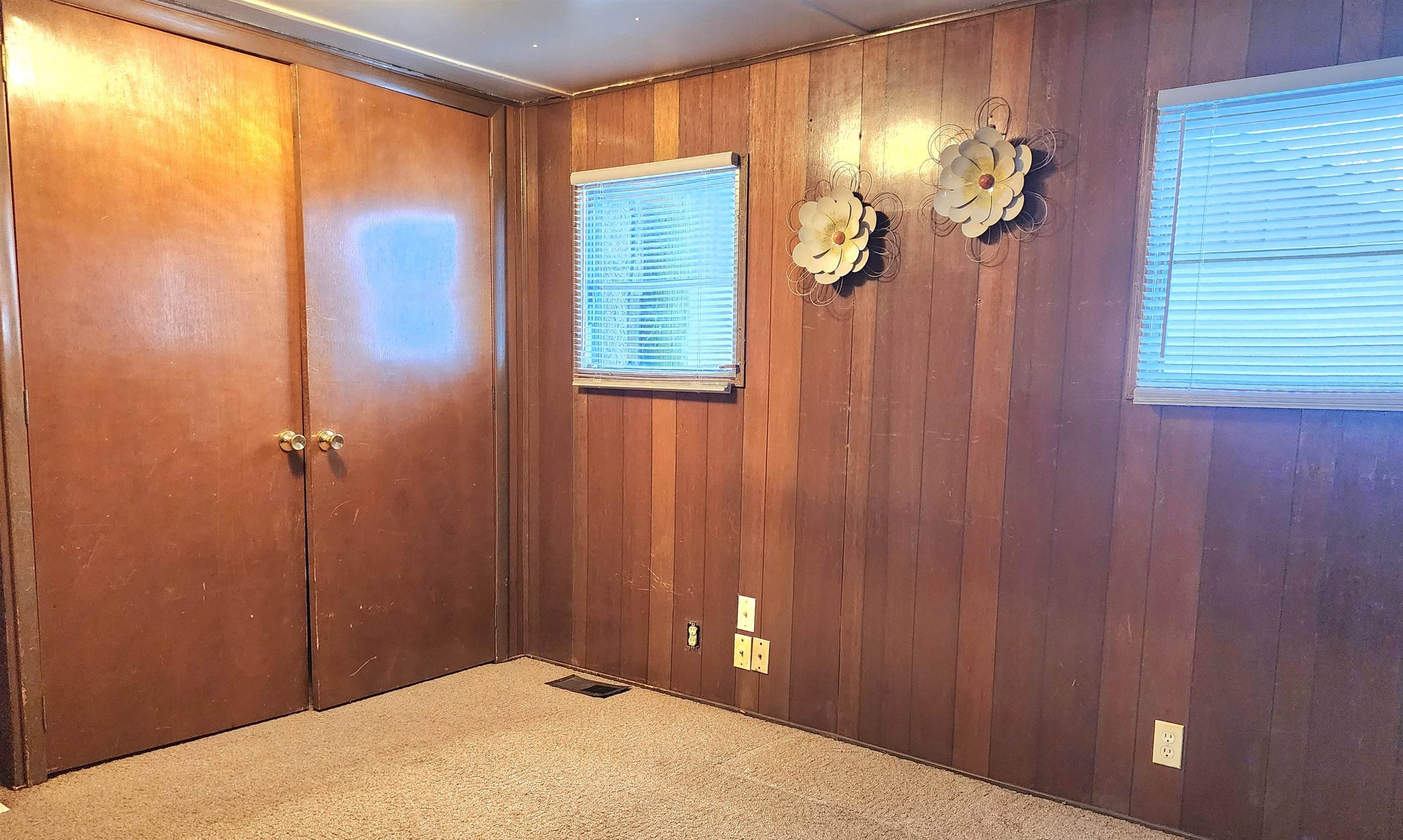 127 East High Street Wautoma, WI 54982 - Photo 15 of 26