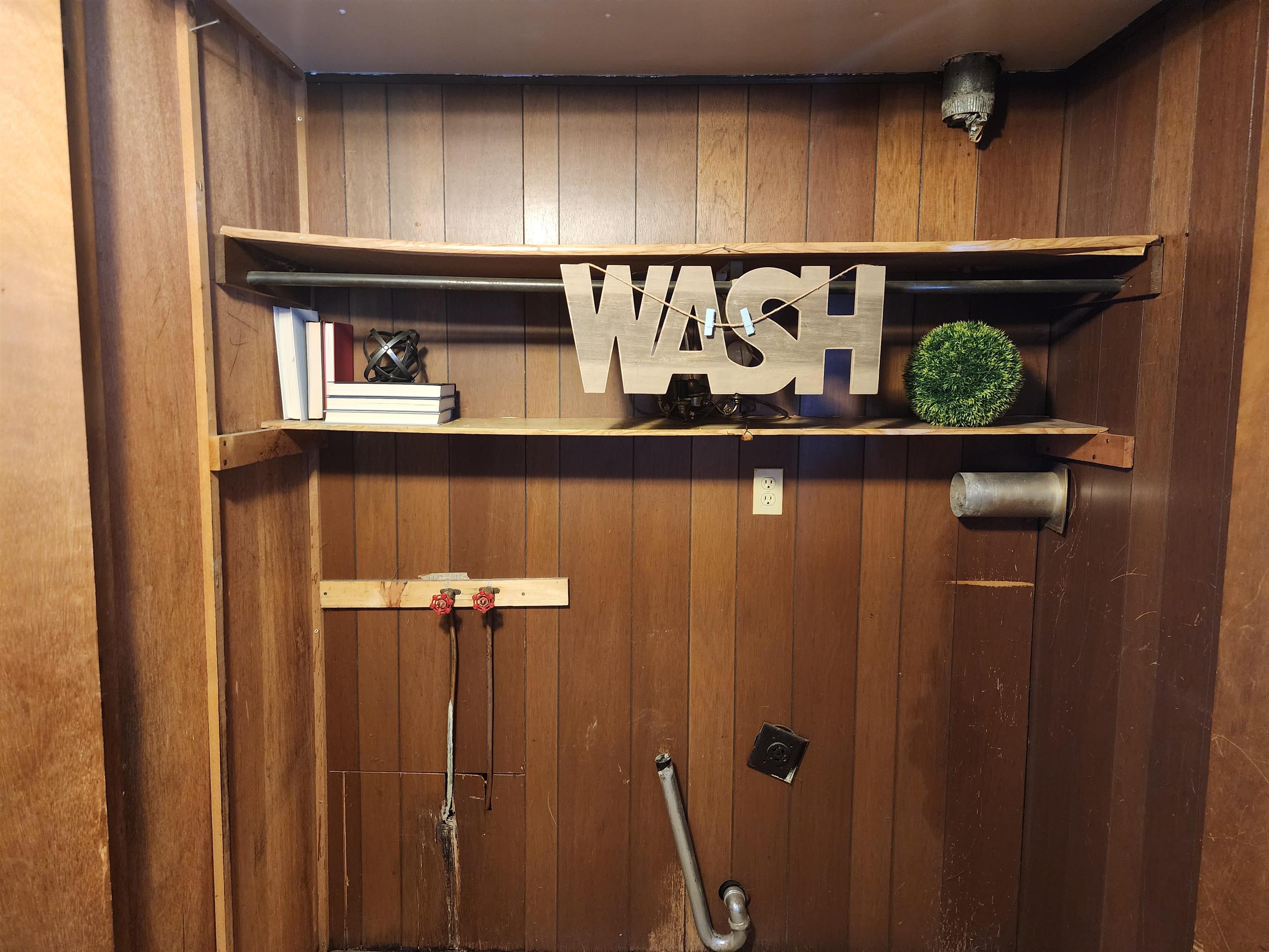 127 East High Street Wautoma, WI 54982 - Photo 16 of 26