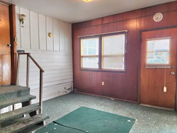 $99,000 | 127 East High Street, Wautoma, WI 54982