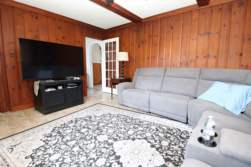 116 Main Street Saugus, MA 01906 - Photo 17 of 38