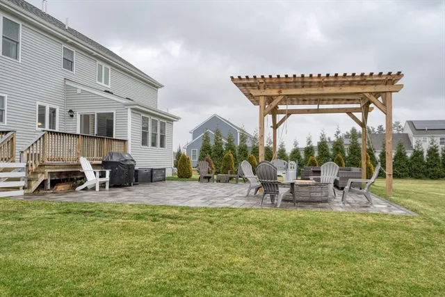 a view of outdoor space yard and patio