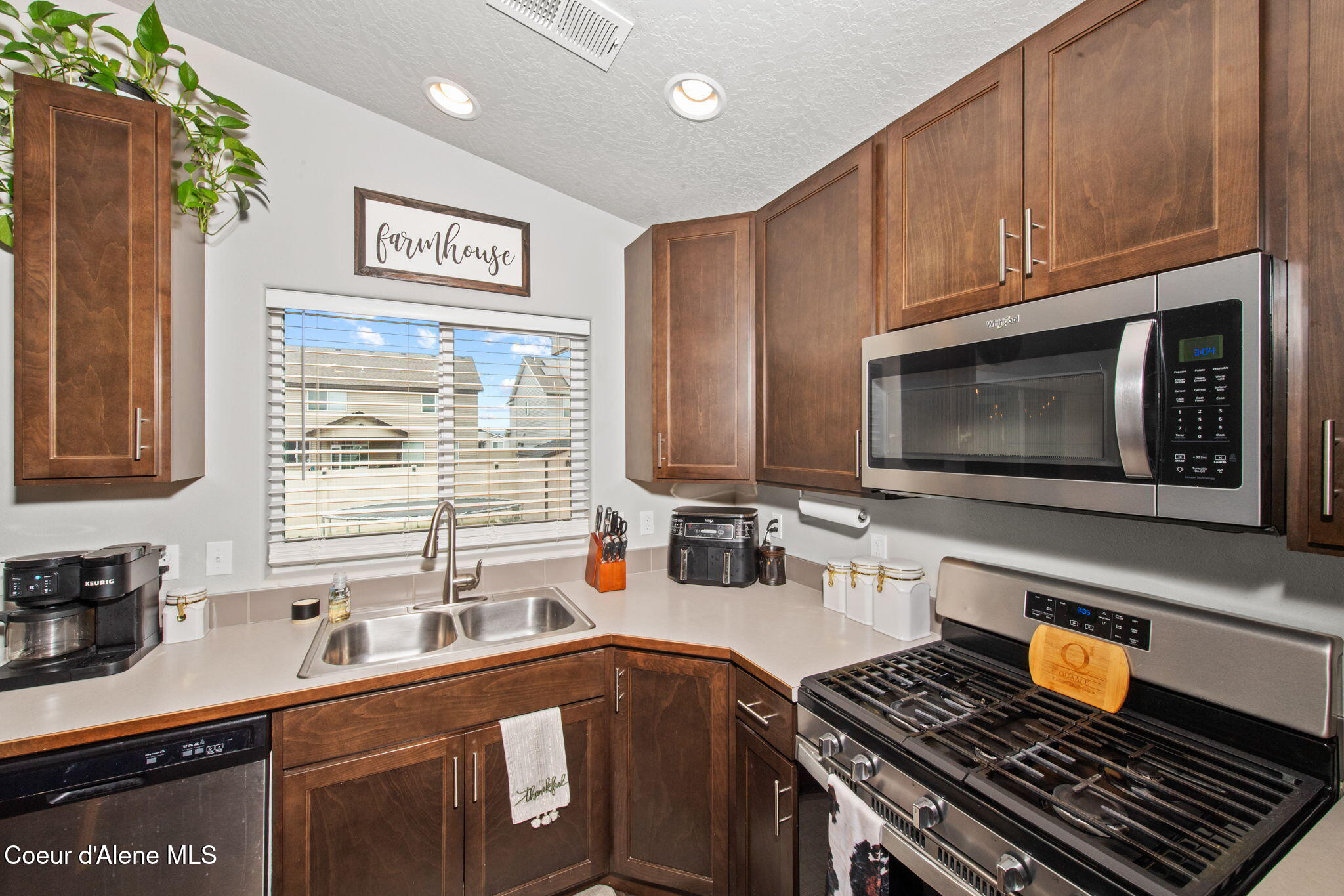 1435 North Minam Loop Post Falls, ID 83854 - Photo 12 of 37 14-web-or-mls-1435 N Minam Loop-27