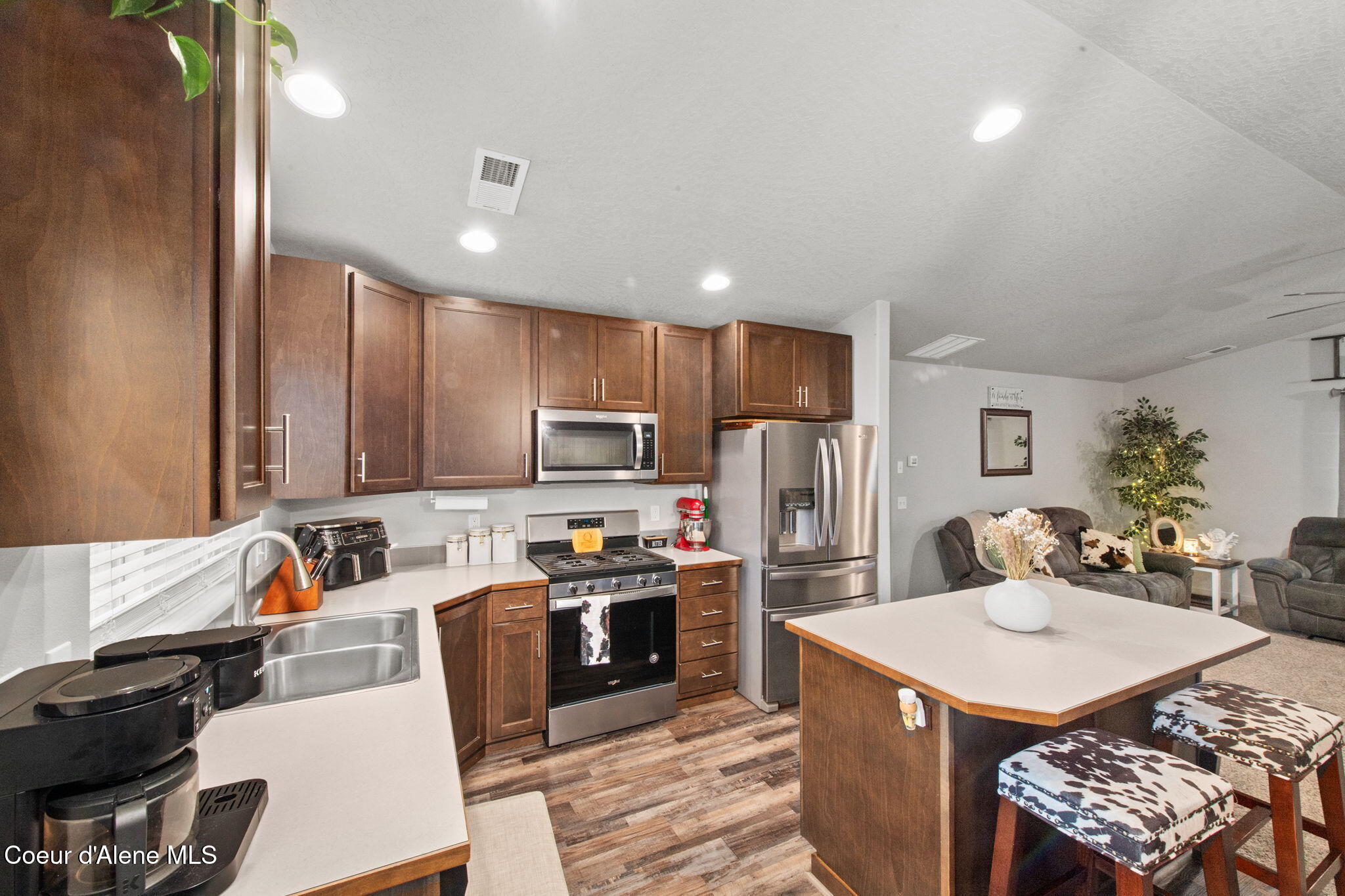 1435 North Minam Loop Post Falls, ID 83854 - Photo 15 of 37 17-web-or-mls-1435 N Minam Loop-33