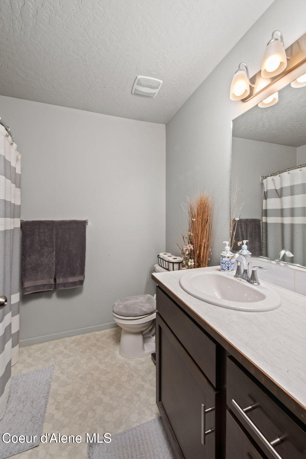 1435 North Minam Loop Post Falls, ID 83854 - Photo 31 of 37 33-web-or-mls-1435 N Minam Loop-78