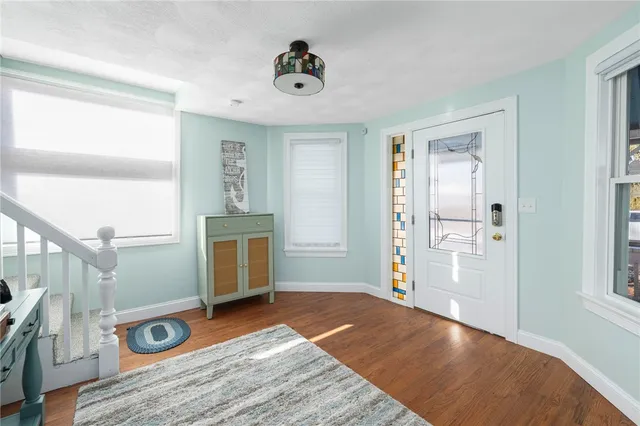 $2,800 | 206 Riverside Avenue, Warwick, RI 02889