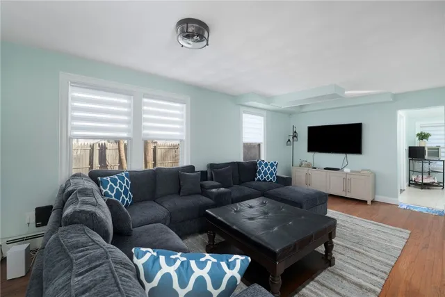 $2,800 | 206 Riverside Avenue, Warwick, RI 02889