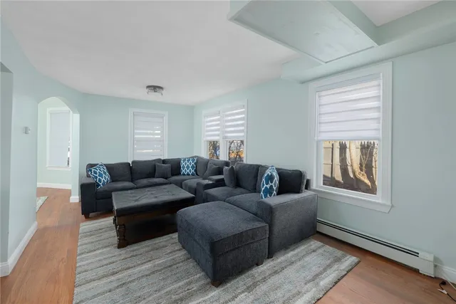 $2,800 | 206 Riverside Avenue, Warwick, RI 02889