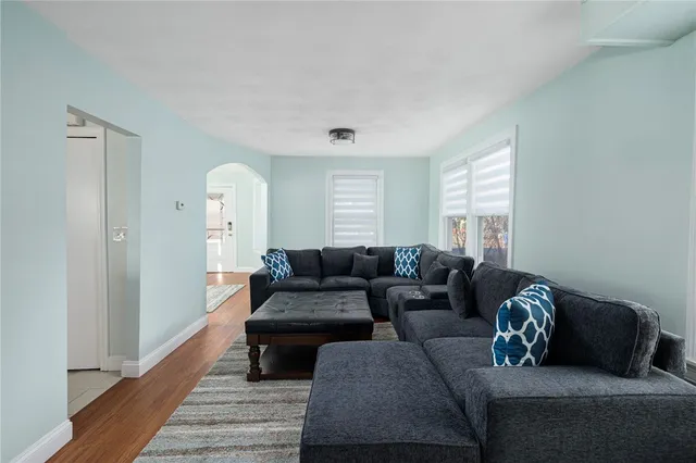 $2,800 | 206 Riverside Avenue, Warwick, RI 02889