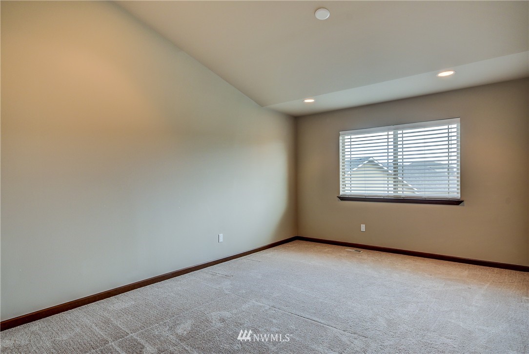1016 Lyle Ridge Circle Oak Harbor, WA 98277 - Photo 14 of 25 Gallery Image 14