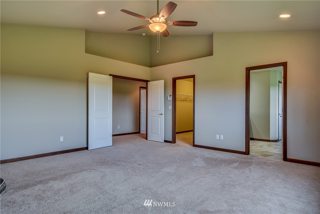 1016 Lyle Ridge Circle Oak Harbor, WA 98277 - Photo 18 of 25 Gallery Image 18