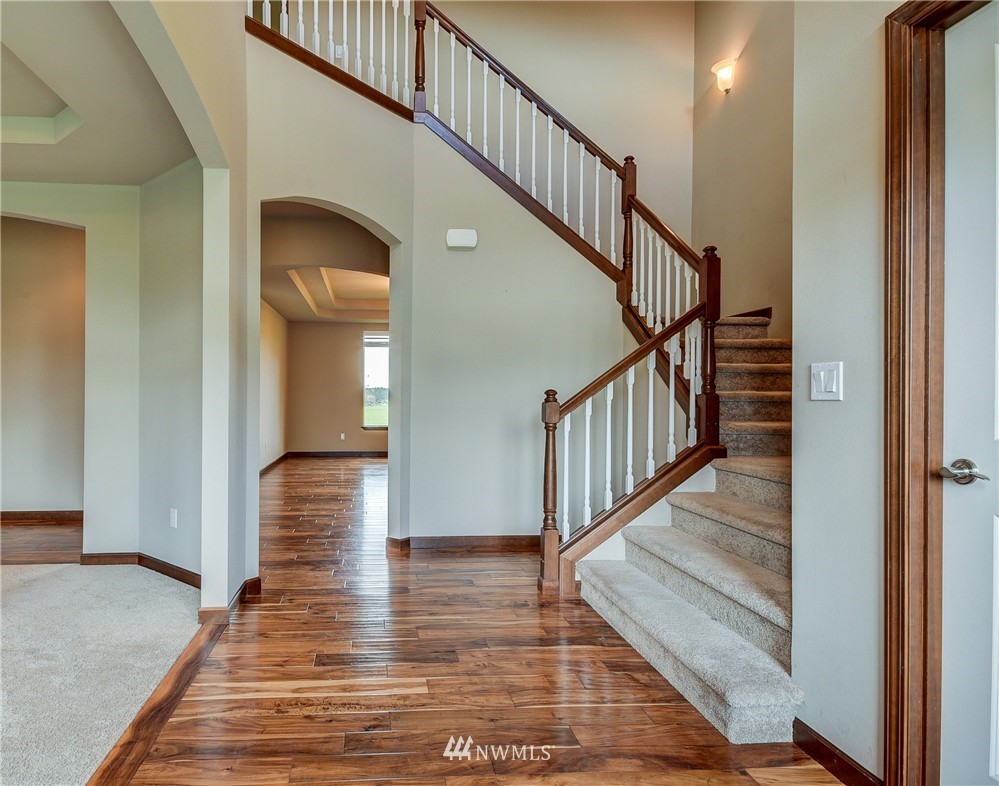 1016 Lyle Ridge Circle Oak Harbor, WA 98277 - Photo 3 of 25 Gallery Image 3