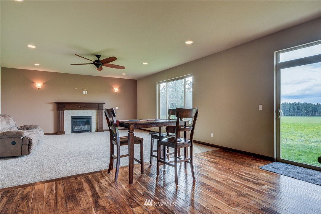 1016 Lyle Ridge Circle Oak Harbor, WA 98277 - Photo 8 of 25 Gallery Image 8