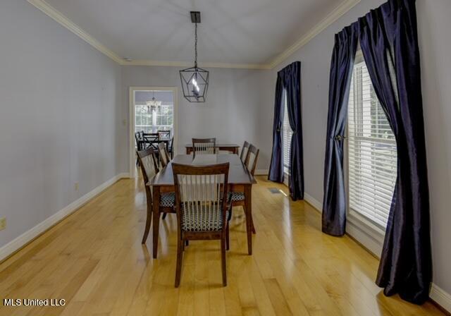128 Robinhood Road Vicksburg, MS 39180 - Photo 21 of 66 thumbnail_Dining Room 2