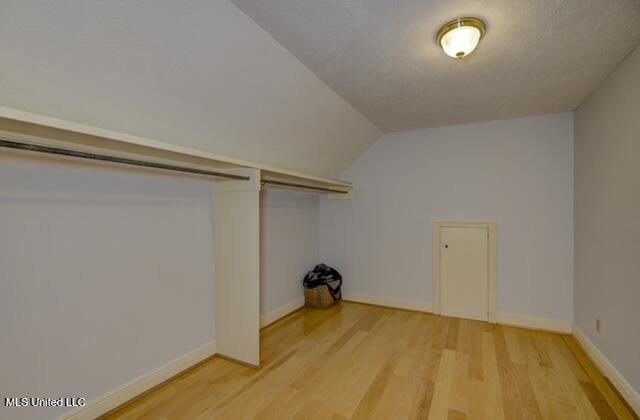 128 Robinhood Road Vicksburg, MS 39180 - Photo 66 of 66 thumbnail_Third Bathroom Walk-In Closet