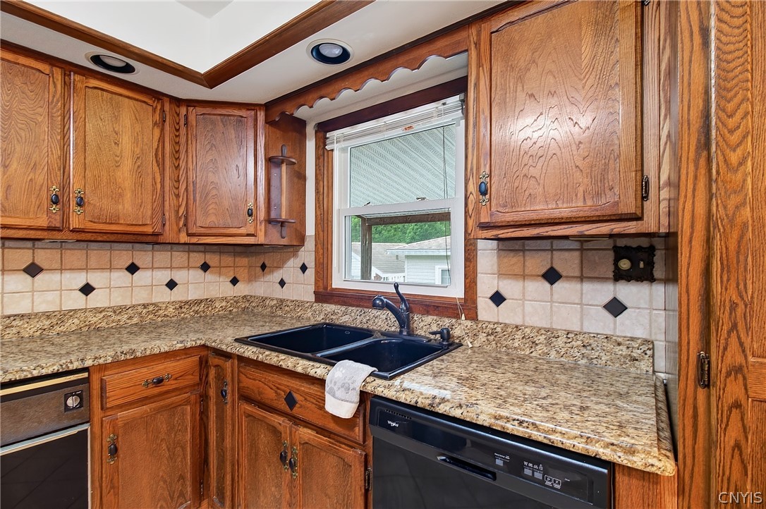 319 Frederick Street Rome, NY 13440 - Photo 12 of 40 Gallery Image 12