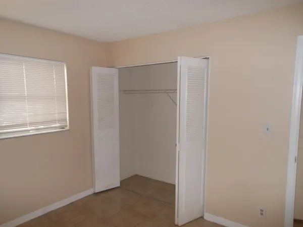 $1,450 | 205 Northeast 3rd Street, Unit 102, Boynton Beach, FL 33435