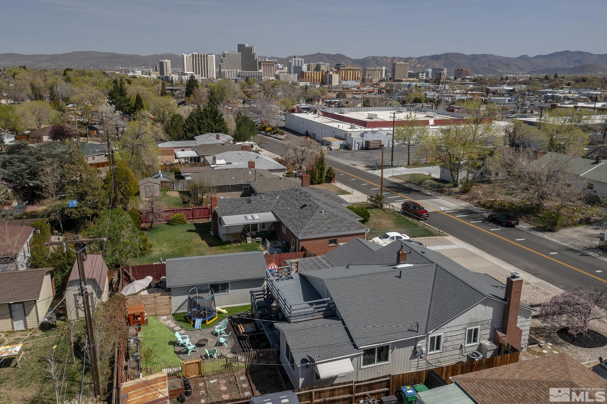 1361 University Terrace Reno, NV 89503 - Photo 32 of 37 Photo 32