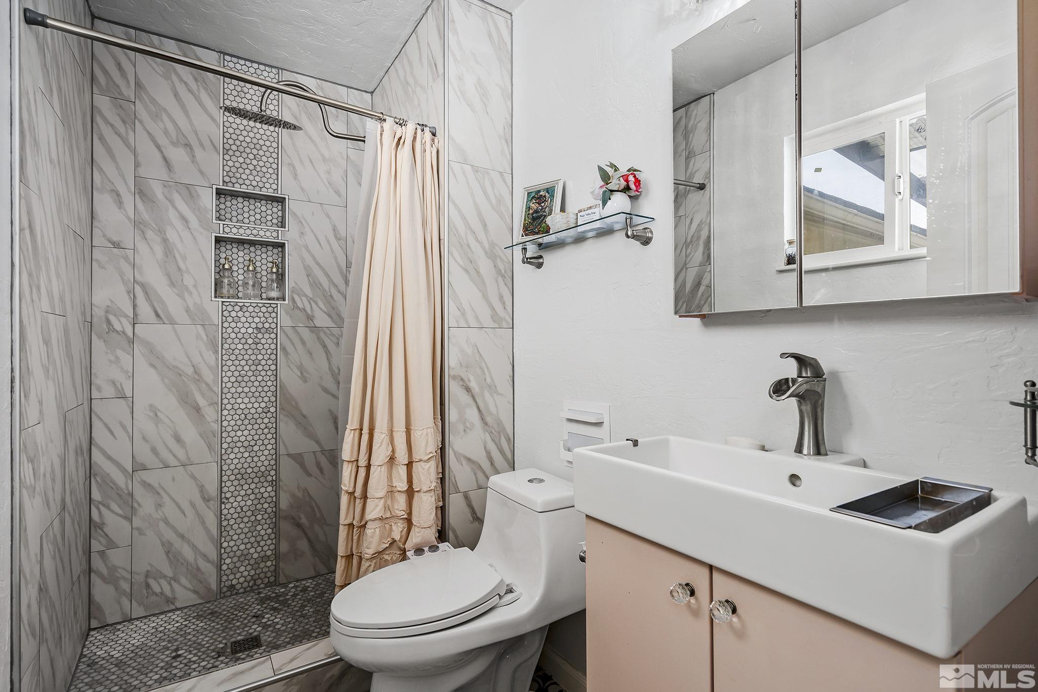 1361 University Terrace Reno, NV 89503 - Photo 10 of 37 Photo 10