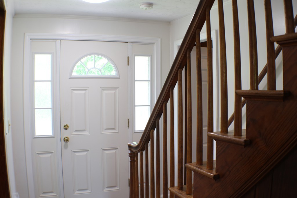 37 Lombard Road Hubbardston, MA 01452 - Photo 6 of 28 Gallery Image 6