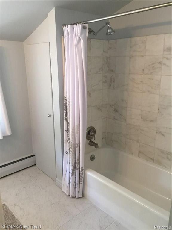 29765 Highmeadow Road Farmington Hills, MI 48334 - Photo 18 of 28