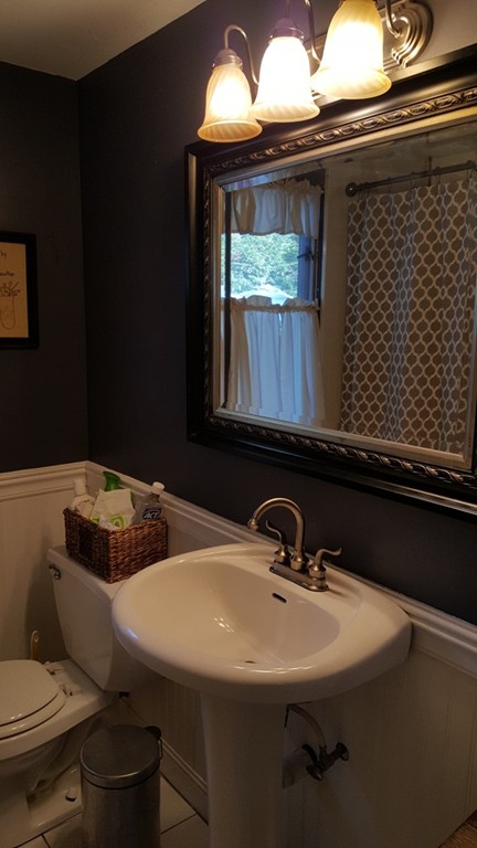 26 Lenn Road Springfield, MA 01118 - Photo 18 of 21