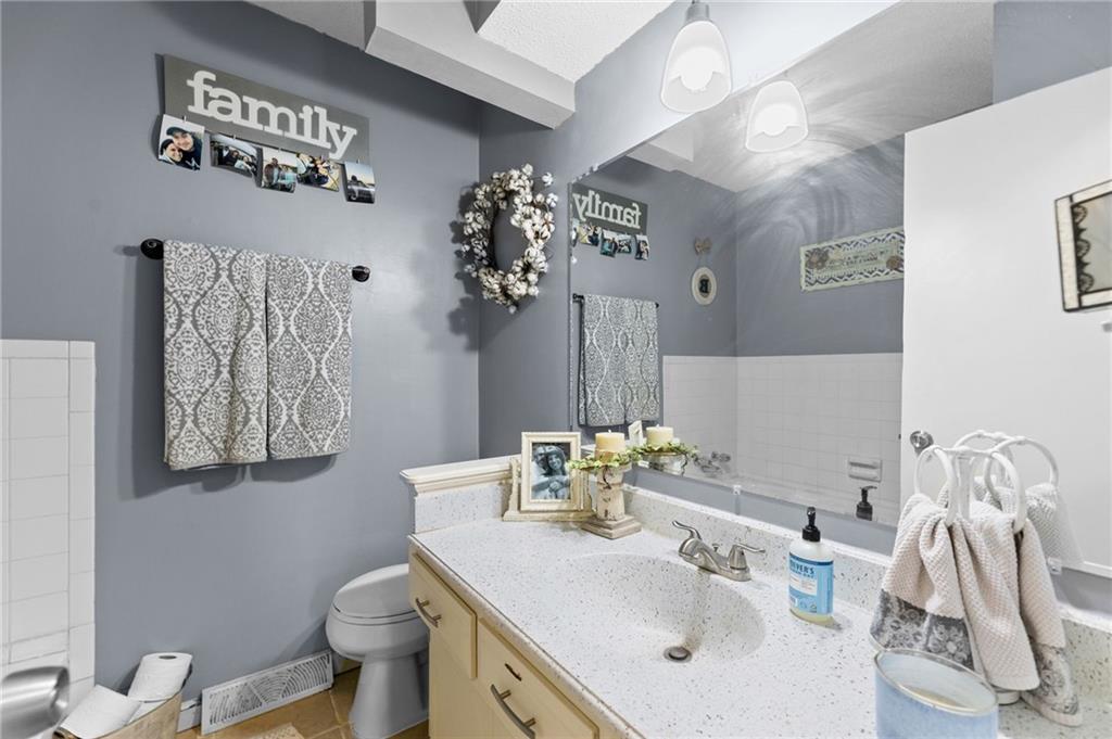 20802 South Dean Road Belton, MO 64012 - Photo 27 of 69