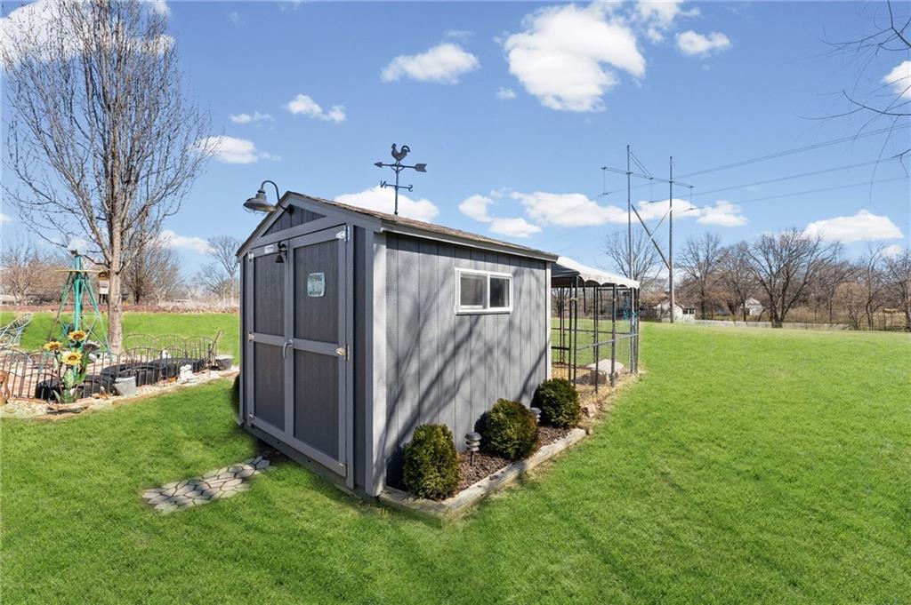 20802 South Dean Road Belton, MO 64012 - Photo 44 of 69