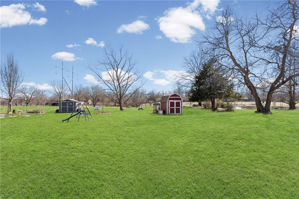 20802 South Dean Road Belton, MO 64012 - Photo 46 of 69