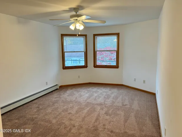 $3,000 | 18 1/2 Morgan Avenue, Unit 2, Greenwich, CT 06831