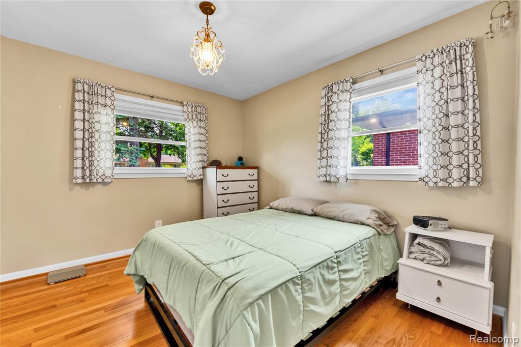 4006 Highfield Road Royal Oak, MI 48073 - Photo 10 of 31 Gallery Image 10