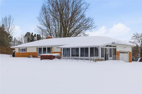 $382,000 | 214 Sunset Drive, Neshannock, PA 16105