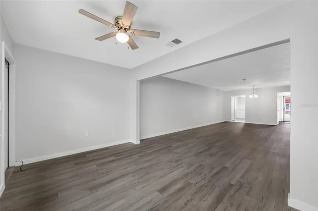 $124,900 | 5860 38th Avenue North, Unit 34, St. Petersburg, FL 33710