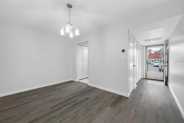 $124,900 | 5860 38th Avenue North, Unit 34, St. Petersburg, FL 33710