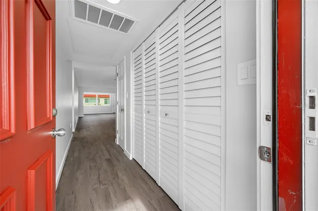 $124,900 | 5860 38th Avenue North, Unit 34, St. Petersburg, FL 33710