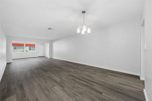 $124,900 | 5860 38th Avenue North, Unit 34, St. Petersburg, FL 33710