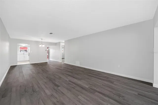 $124,900 | 5860 38th Avenue North, Unit 34, St. Petersburg, FL 33710