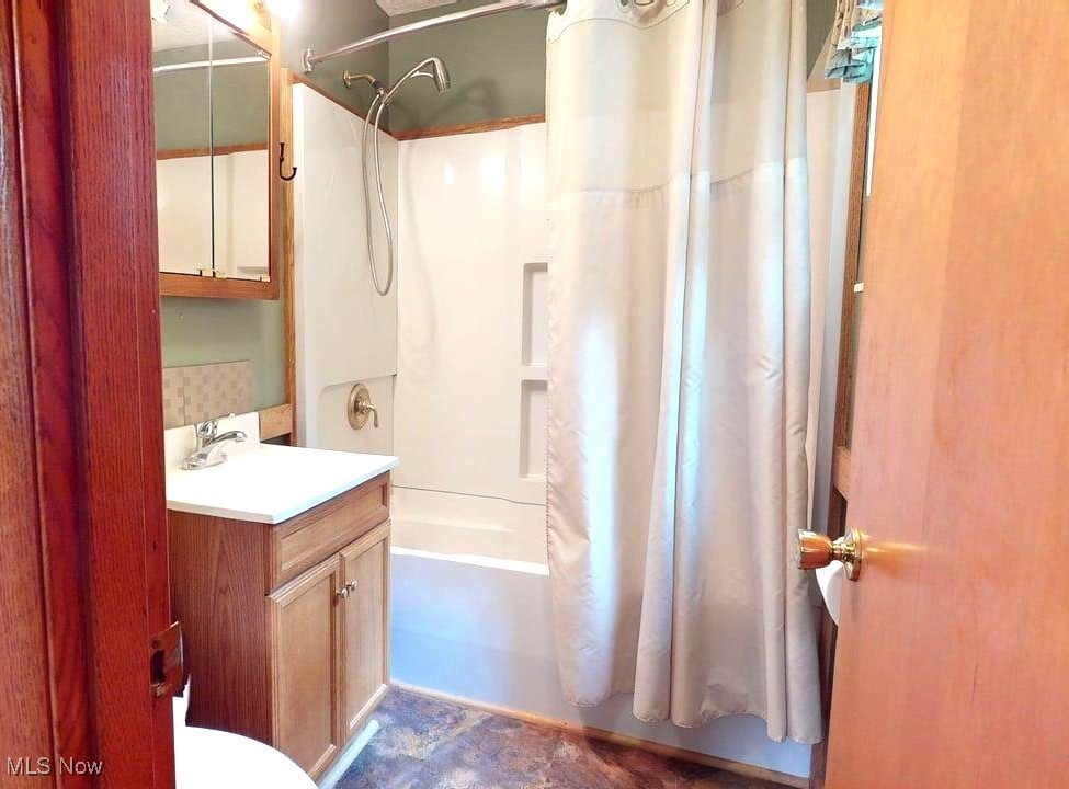 1355 Congress Road Belpre, OH 45714 - Photo 18 of 44 Gallery Image 18