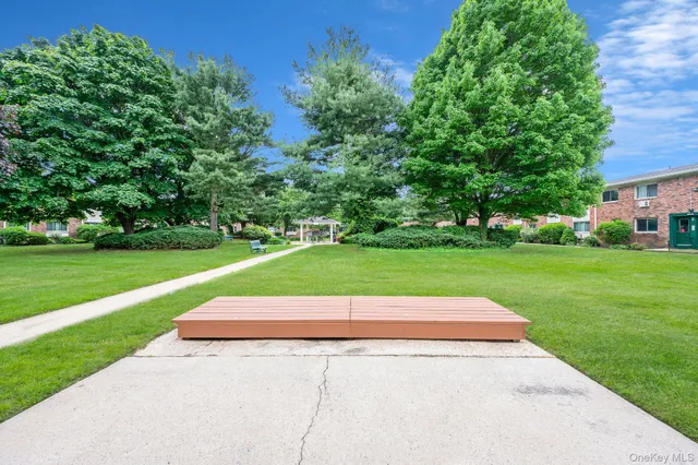 $219,999 | 2453 Union Boulevard, Unit 37A, Islip, NY 11751