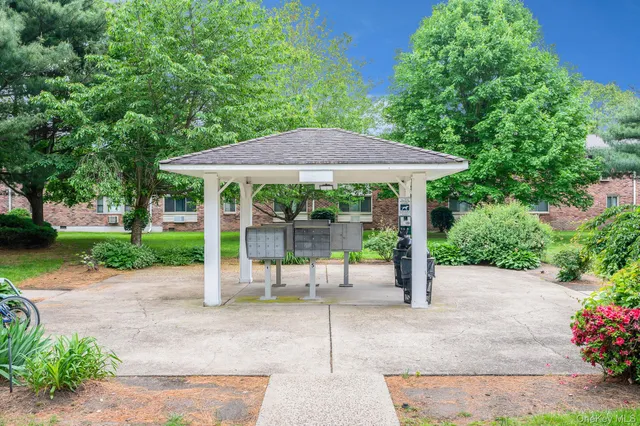 $219,999 | 2453 Union Boulevard, Unit 37A, Islip, NY 11751