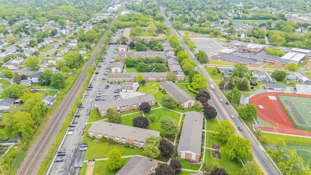 $219,999 | 2453 Union Boulevard, Unit 37A, Islip, NY 11751