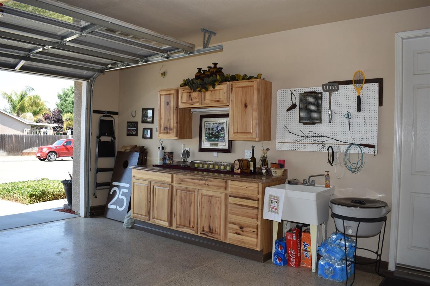 1087 Randy Avenue Fowler, CA 93625 - Photo 33 of 51 Gallery Image 33