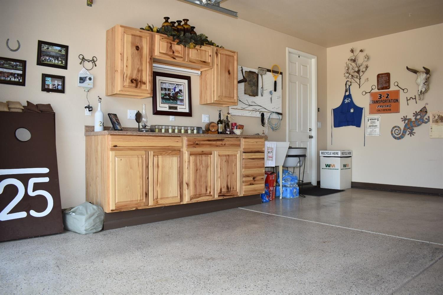 1087 Randy Avenue Fowler, CA 93625 - Photo 34 of 51 Gallery Image 34