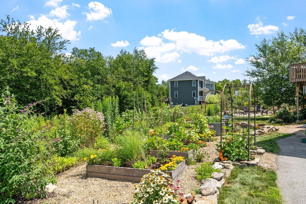 52 Woodside Avenue Rutland, MA 01543 - Photo 32 of 42