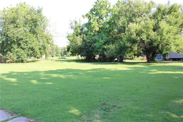 $19,500 | South Oak Street, Mulberry, KS 66756