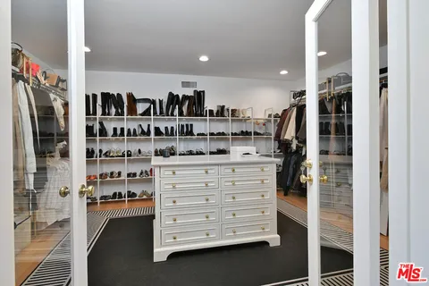 a view of a workspace with kitchen